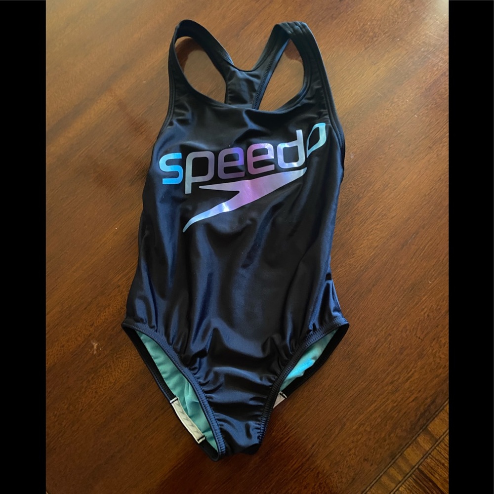 Speedo girls 8 NWOT